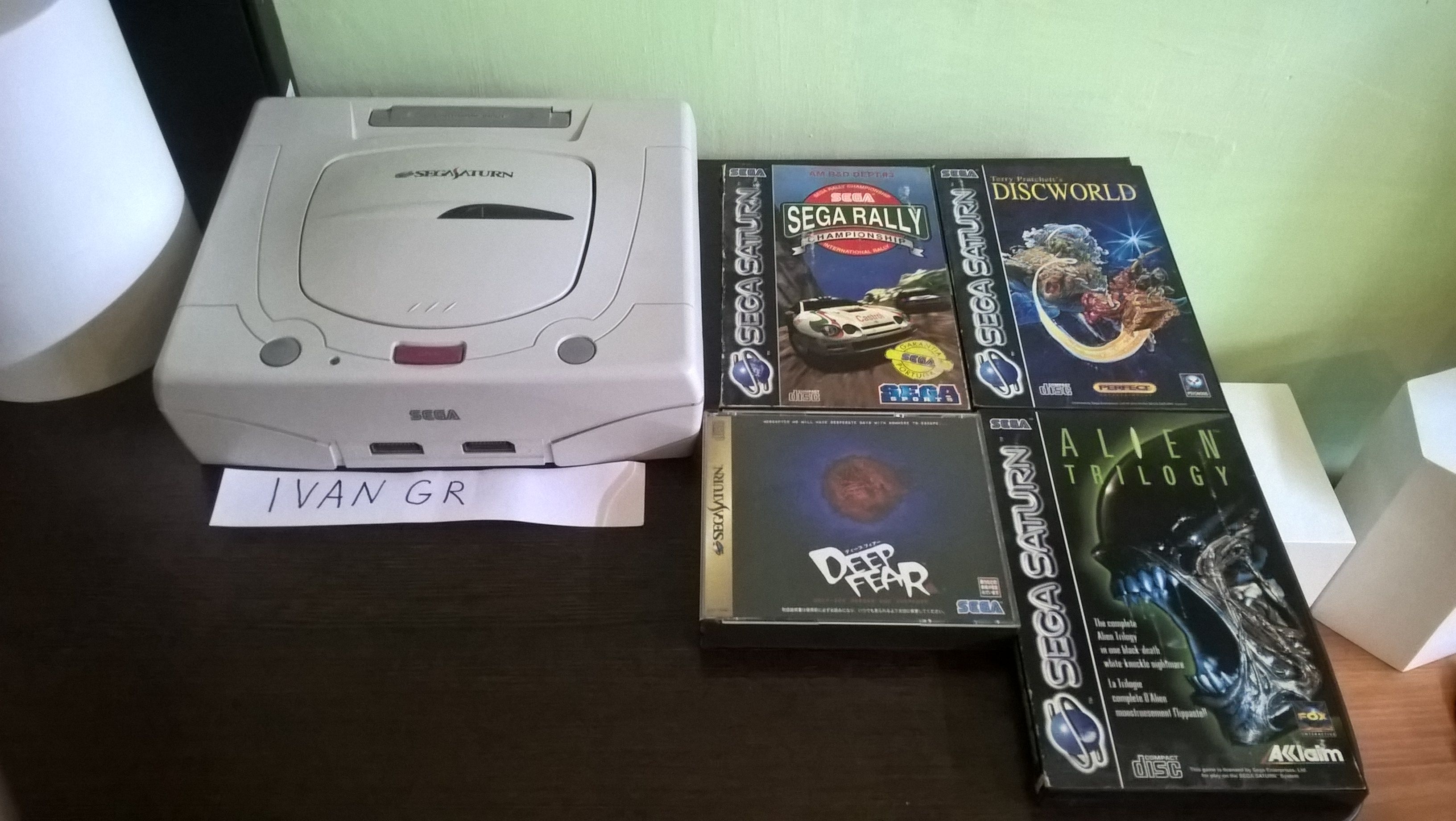 saturn.jpg
